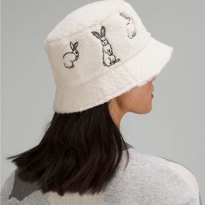 Lululemon New year Both ways reversible bucket hat S/M
